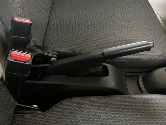 ハイゼットトラックスタンダード　オートマ車エアコン　パワステ　オートマ車　ＡＭ／ＦＭラジオ　運転席エアバッグ（大阪府）の中古車