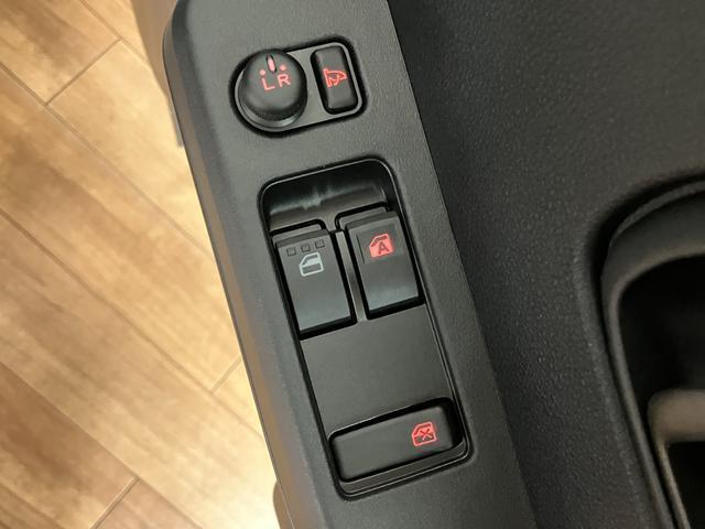 ハイゼットトラックジャンボエクストラ　４ＷＤ車　コーナーセンサーＣＶＴ　４ＷＤ　禁煙車　届出済未使用車　スマートアシスト　ＬＥＤヘッドライト　ＬＥＤフォグランプ　電動格納式ミラー　キーフリーシステム　プッシュスタート　大型荷台作業灯　オーディオレス車（大阪府）の中古車