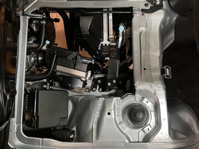 ハイゼットトラックジャンボエクストラ　４ＷＤ車　コーナーセンサーＣＶＴ　４ＷＤ　禁煙車　届出済未使用車　スマートアシスト　ＬＥＤヘッドライト　ＬＥＤフォグランプ　電動格納式ミラー　キーフリーシステム　プッシュスタート　大型荷台作業灯　オーディオレス車（大阪府）の中古車