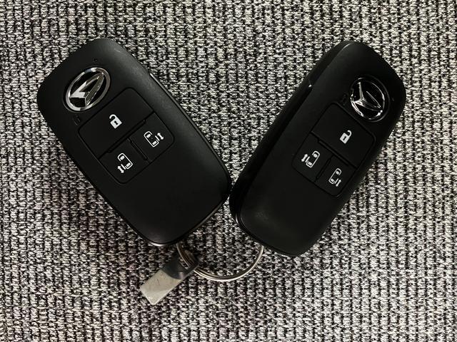 ムーヴキャンバスストライプスG 元弊社試乗車 純正ナビ バックカメラ元弊社試乗車・バックカメラ・両側電動スライドドア・電動パーキングブレーキ・シートヒーター・コーナーセンサー・LEDヘッドライト・エンジンプッシュスタート・衝突回避支援ブレーキ・誤発進抑制機能(大阪府)の中古車