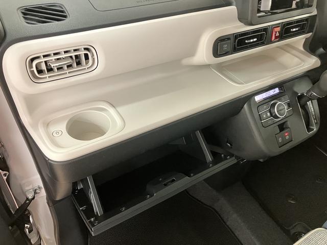 ムーヴキャンバスストライプスG 届出済未使用車 両側電動スライドドア届出済未使用車・純正バックカメラ仕様・両側電動スライドドア・電動パーキングブレーキ・シートヒーター・コーナーセンサー・エンジンプッシュスタート・衝突回避支援ブレーキ・誤発進抑制機能(大阪府)の中古車