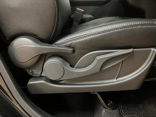 タントカスタムXリミテッド 10インチ大型ナビ バックカメラ届出済未使用車・10インチ大型ナビゲーション・バックカメラ・ETC車載器・両側電動スライドドア・電動パーキングブレーキ・シートヒーター・コーナーセンサー・衝突回避支援ブレーキ・誤発進抑制機能(大阪府)の中古車