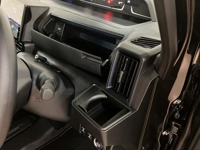 タントカスタムXリミテッド 10インチ大型ナビ バックカメラ届出済未使用車・10インチ大型ナビゲーション・バックカメラ・ETC車載器・両側電動スライドドア・電動パーキングブレーキ・シートヒーター・コーナーセンサー・衝突回避支援ブレーキ・誤発進抑制機能(大阪府)の中古車