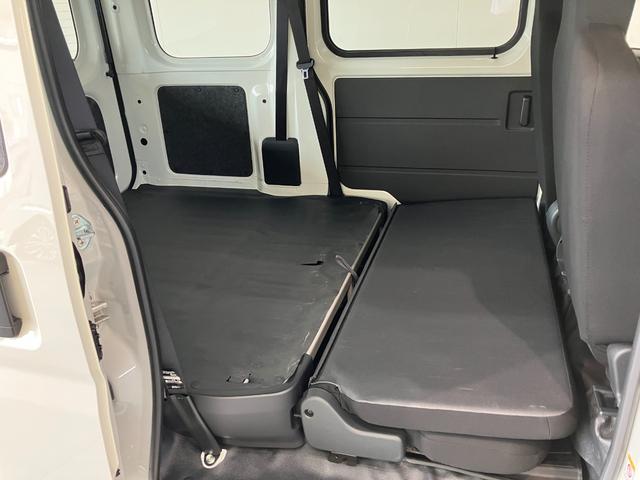 ハイゼットカーゴＤＸ　電子制御式４ＷＤ　ＣＶＴ　ＡＭ／ＦＭラジオ　車検整備付衝突被害軽減ブレーキ　コーナーセンサー　電子制御式４ＷＤ　ＣＶＴ　両側スライドＤ　ＡＭ／ＦＭラジオ　オートライト　前席パワーウインドウ　マニュアルエアコン　マニュアルレベリング　キーレス　エコアイドル（滋賀県）の中古車