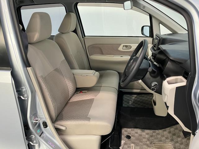 ムーヴＬ　ＣＤステレオ　キーレスエントリー　電動格納式ミラーＣＤステレオ　キーレスエントリー　電動格納式ミラー　マニュアルエアコン　マニュアルレベリング　エコアイドル（滋賀県）の中古車