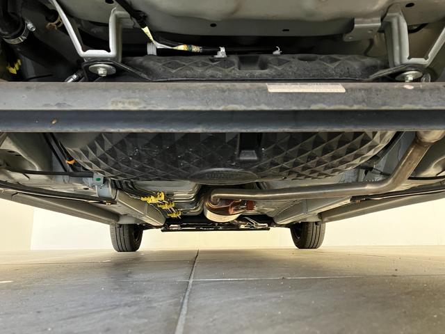 ムーヴＬ　ＣＤステレオ　キーレスエントリー　電動格納式ミラーＣＤステレオ　キーレスエントリー　電動格納式ミラー　マニュアルエアコン　マニュアルレベリング　エコアイドル（滋賀県）の中古車