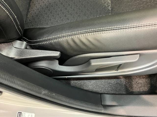 ロッキープレミアムＧ　ＨＥＶ　９型ナビ　バックカメラ　前後ドラレコ追突被害軽減ブレーキ　スマアシ　コーナーセンサー　ＬＥＤ　スマートキー　レーダークルーズコントロール　シートヒーター　９型フルセグナビ　ＤＶＤ　Ｂｌｕｅｔｏｏｔｈ　ＵＳＢ　バックカメラ　前後ドラレコ（滋賀県）の中古車