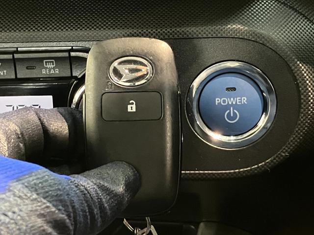 ロッキープレミアムＧ　ＨＥＶ　９型ナビ　バックカメラ　前後ドラレコ追突被害軽減ブレーキ　スマアシ　コーナーセンサー　ＬＥＤ　スマートキー　レーダークルーズコントロール　シートヒーター　９型フルセグナビ　ＤＶＤ　Ｂｌｕｅｔｏｏｔｈ　ＵＳＢ　バックカメラ　前後ドラレコ（滋賀県）の中古車