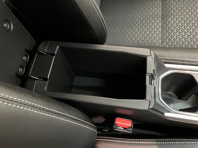 ロッキープレミアムＧ　ＨＥＶ　９型ナビ　バックカメラ　前後ドラレコ追突被害軽減ブレーキ　スマアシ　コーナーセンサー　ＬＥＤ　スマートキー　レーダークルーズコントロール　シートヒーター　９型フルセグナビ　ＤＶＤ　Ｂｌｕｅｔｏｏｔｈ　ＵＳＢ　バックカメラ　前後ドラレコ（滋賀県）の中古車