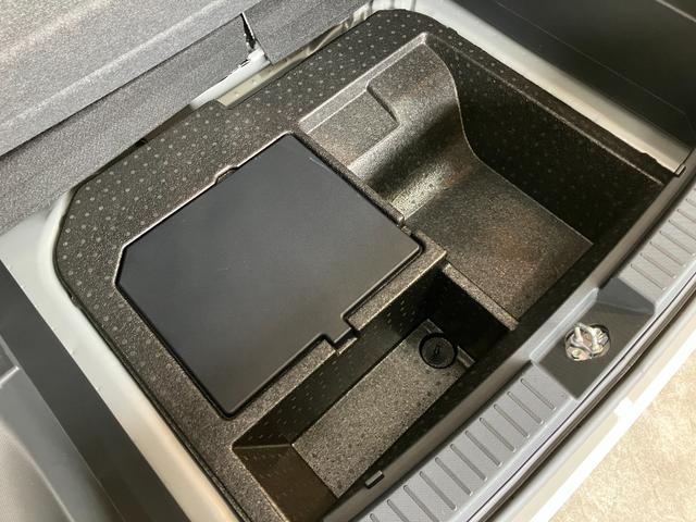 ロッキープレミアムＧ　ＨＥＶ　９型ナビ　バックカメラ　前後ドラレコ追突被害軽減ブレーキ　スマアシ　コーナーセンサー　ＬＥＤ　スマートキー　レーダークルーズコントロール　シートヒーター　９型フルセグナビ　ＤＶＤ　Ｂｌｕｅｔｏｏｔｈ　ＵＳＢ　バックカメラ　前後ドラレコ（滋賀県）の中古車