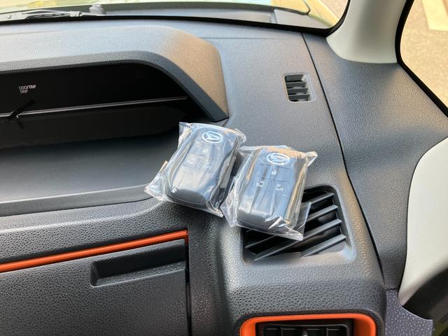 タントファンクロス軽自動車　　９インチディスプレイオーディオ　バックモニター　両側パワースライドドア　ＬＥＤヘッドランプ　ＬＥＤフォグランプ　シートヒーター　キーフリーシステム　１４インチアルミホイール（和歌山県）の中古車
