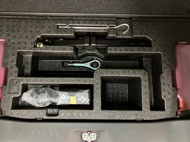 タントカスタムＸ　ＳＡフルセグナビ　　ブルートゥース　ＵＳＢ　バックカメラ　ＥＴＣ　キーフリーシステム　ＬＥＤヘットライト　オートライト　運転席シートヒーター　左側パワースライドドア（大阪府）の中古車