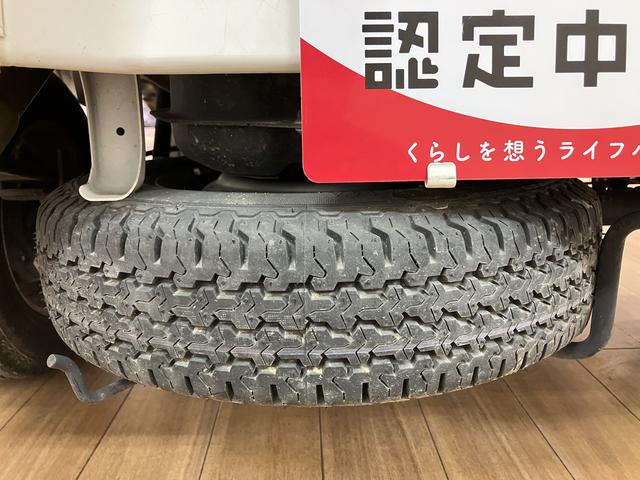 ハイゼットトラックスタンダードＳＡIIIｔ／１年保証／車検整備付／５速ＭＴ１年間走行距離無制限　車検整備付　ＡＭ／ＦＭラジオ　マニュアルエアコン　パワーステアリング　トップシェイドガラス　３方開　ＥＴＣ　荷台作業灯（大阪府）の中古車