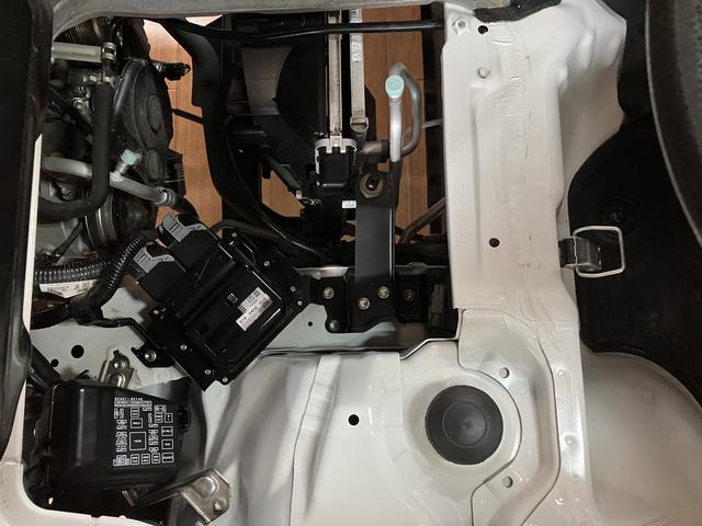 ハイゼットトラックスタンダードＳＡIIIｔ／１年保証／車検整備付／５速ＭＴ１年間走行距離無制限　車検整備付　ＡＭ／ＦＭラジオ　マニュアルエアコン　パワーステアリング　トップシェイドガラス　３方開　ＥＴＣ　荷台作業灯（大阪府）の中古車