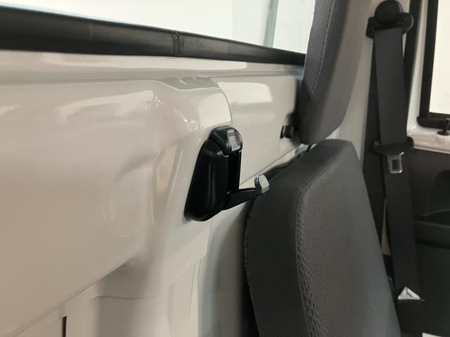 ハイゼットトラックスタンダードＳＡIIIｔ／車検整備付／ＬＥＤヘッドライト／サポカーＳベーシック＋適合　４速オートマチック　新車保証継承　車検整備付　フルセグナビ　ＵＳＢ　リヤセンサー　オートライト　トップシェイドガラス　ＥＴＣ　ＬＥＤヘッドライト　３方開（大阪府）の中古車