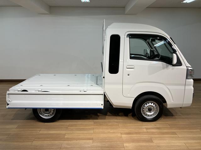 ハイゼットトラックジャンボＳＡIIIｔ／サポカーＳベーシック＋適合／車検整備付ＡＵＸ端子付ＣＤステレオ　キーレスエントリー　トップシェイドガラス　オートライト　３方開　ＬＥＤヘッドライト　ＬＥＤフォグランプ　スモークガラス　荷台作業灯　ガードフレームプロテクター（大阪府）の中古車