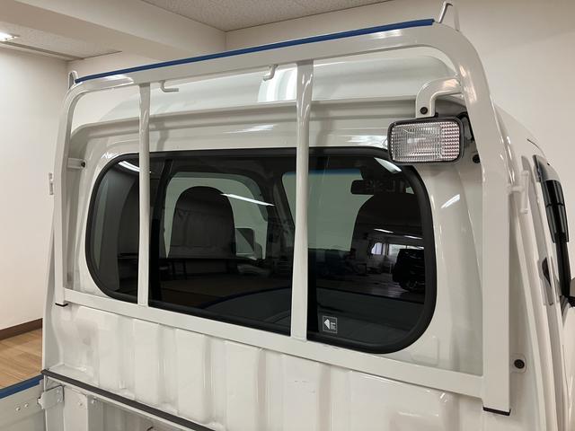 ハイゼットトラックジャンボＳＡIIIｔ／サポカーＳベーシック＋適合／車検整備付ＡＵＸ端子付ＣＤステレオ　キーレスエントリー　トップシェイドガラス　オートライト　３方開　ＬＥＤヘッドライト　ＬＥＤフォグランプ　スモークガラス　荷台作業灯　ガードフレームプロテクター（大阪府）の中古車