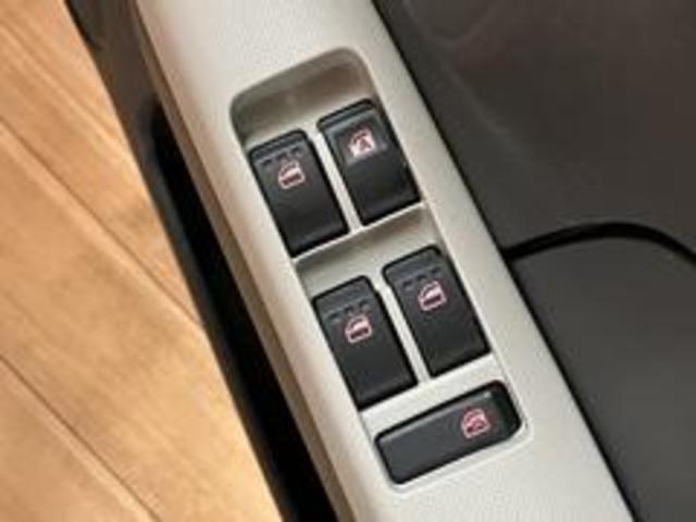 ミラトコットＬ　ＳＡIII／サポカーＳワイド適合／１年保証／車検整備付／１年間走行距離無制限　車検整備付　フルセグナビ　ＥＴＣ　ＵＳＢ　Ｂｌｕｅｔｏｏｔｈ　キーレスエントリー　オートハイビーム　前後コーナーセンサー　ＬＥＤヘッドライト　１４インチフルホイールキャップ（大阪府）の中古車