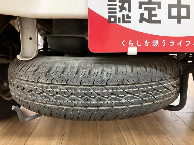 ハイゼットトラックスタンダード／１年間走行距離無制限保証／ＥＴＣ／５速マニュアルミッション　１年間走行距離無制限保証　オーディオレス車　ＥＴＣ　エアコン　パワーステアリング　３方開　ハロゲンヘッドライト（大阪府）の中古車
