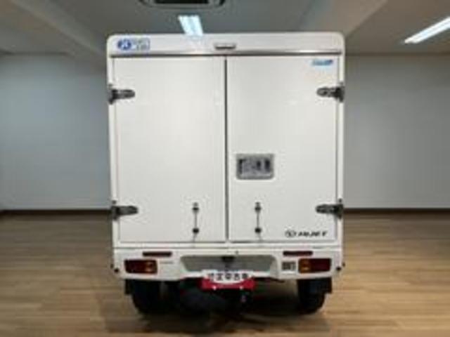 ハイゼットトラックＦＲＰ中温片側スライドドア／車検整備付／オートライト／４ＡＴ車検整備付　横滑り防止装置　両席エアバック　パワーステアリング　エアコン　ＡＭ・ＦＭラジオ　オートライト　ハイルーフ　４ＡＴ　ハロゲンヘッドライト（大阪府）の中古車