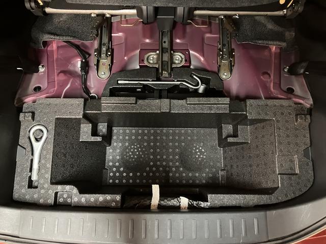 ムーヴＬ　ＶＳ／車検整備付／１年保証／ワンセグナビ／ＥＴＣ／ＵＳＢ１年間走行距離無制限保証　車検整備付　ワンセグナビ　ＵＳＢ　キーフリーシステム　エコアイドル　１４インチアルミホイール　ベンチシート　ハロゲンヘッドライト（大阪府）の中古車