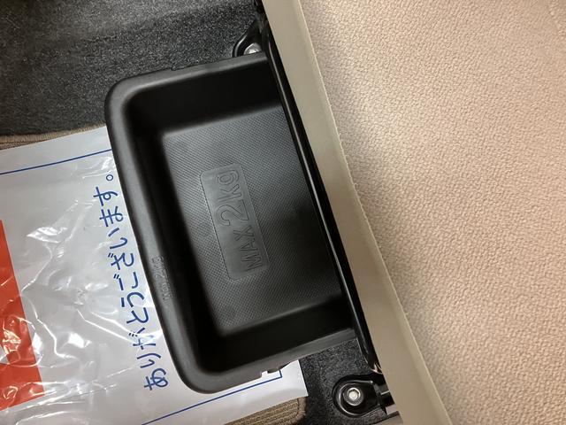 ムーヴＸ／１年間走行距離無制限保証／車検整備付／ナビ／ＥＴＣ／１年間走行距離無制限保証　車検整備付　ワンセグナビ　ＣＤ　ＥＴＣ　革巻ステアリング　アイドリングストップ機能　オートエアコン　１４インチアルミホイール　ベンチシート　スモークガラス（大阪府）の中古車