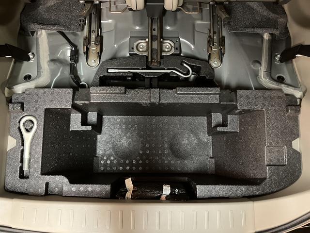 ムーヴＸ／１年間走行距離無制限保証／車検整備付／ナビ／ＥＴＣ／１年間走行距離無制限保証　車検整備付　ワンセグナビ　ＣＤ　ＥＴＣ　革巻ステアリング　アイドリングストップ機能　オートエアコン　１４インチアルミホイール　ベンチシート　スモークガラス（大阪府）の中古車
