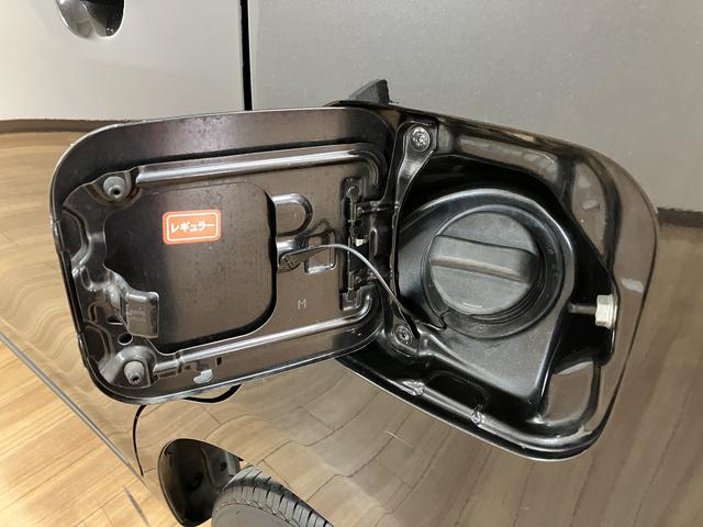ムーヴＸ／１年間走行距離無制限保証／車検整備付／ナビ／ＥＴＣ／１年間走行距離無制限保証　車検整備付　ワンセグナビ　ＣＤ　ＥＴＣ　革巻ステアリング　アイドリングストップ機能　オートエアコン　１４インチアルミホイール　ベンチシート　スモークガラス（大阪府）の中古車