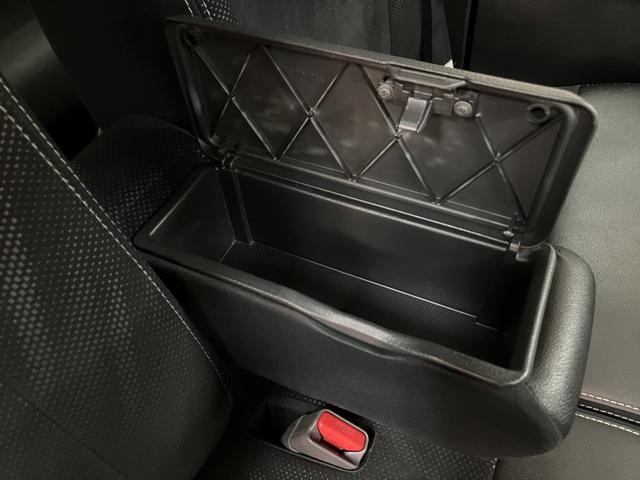 タントカスタムＲＳ　トップエディションＳＡIII／バックカメラ対応サポカーＳワイド適合　１年間走行距離無制限保証　オーディオレス車　Ｂカメラ　オートハイビーム　オートライト　キーフリー　両側電動スライドドア　ＬＥＤヘッドライト　１５インチアルミ　トップシェイドガラス（大阪府）の中古車