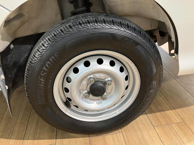 ハイゼットトラックエアコン・パワステ　スペシャル／１年保証／車検整備付／３方開１年間走行距離無制限保証　車検整備付　エアコン　パワーステアリング　５速マニュアルミッション車　３方開　ＡＭ／ＦＭラジオ　４ＷＤ（大阪府）の中古車