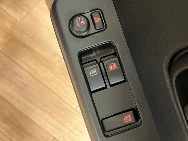 ハイゼットトラックジャンボエクストラ／新車保証継承／前後コーナーセンサー／ＰＷ新車保証継承　４ＷＤ　純正ナビ　バックカメラ　ナビ連動前後ドラレコ　オートライト　ＥＴＣ　電動格納式ドアミラー　キーフリー　デフロック　スマートインナーミラー　前後コーナーセンサー　工具箱　３方開（大阪府）の中古車