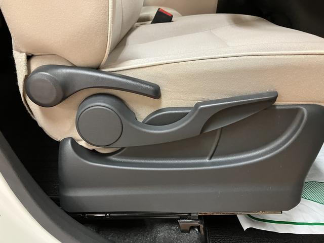 ムーヴキャンバスＸリミテッドメイクアップ　ＳＡII／サポカーＳベーシック＋サポカーＳベーシック＋適合　１年間走行距離無制限保証　フルセグナビ　ＵＳＢ　バックカメラ　オートライト　キーフリー　両側パワースライドドア　チルトステアリング　シートリフター　ＬＥＤフォグランプ（大阪府）の中古車