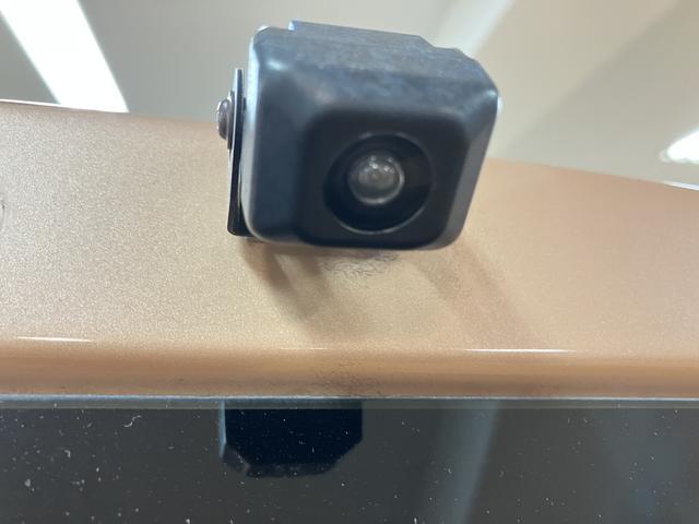 ムーヴＸリミテッド／４ＷＤ／１年間走行距離無制限保証／認定中古車１年間走行距離無制限保証　車検整備付　４ＷＤ　ワンセグＨＤＤナビ　バックカメラ　オートエアコン　キーフリー　１４インチアルミホイール　スモークガラス　ハロゲンヘッドライト　ベンチシート（大阪府）の中古車