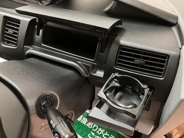 ムーヴＸリミテッド／４ＷＤ／１年間走行距離無制限保証／認定中古車１年間走行距離無制限保証　車検整備付　４ＷＤ　ワンセグＨＤＤナビ　バックカメラ　オートエアコン　キーフリー　１４インチアルミホイール　スモークガラス　ハロゲンヘッドライト　ベンチシート（大阪府）の中古車