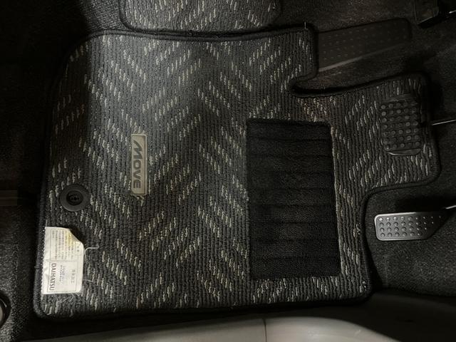 ムーヴＸリミテッド／４ＷＤ／１年間走行距離無制限保証／認定中古車１年間走行距離無制限保証　車検整備付　４ＷＤ　ワンセグＨＤＤナビ　バックカメラ　オートエアコン　キーフリー　１４インチアルミホイール　スモークガラス　ハロゲンヘッドライト　ベンチシート（大阪府）の中古車