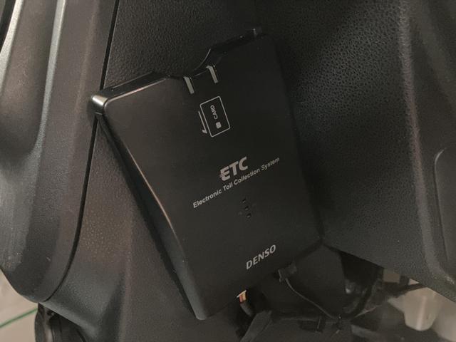 ハイゼットカーゴデラックスＳＡIII／サポカーＳワイド適合／ワンセグナビ１年間走行距離無制限保証　車検整備付　外品ワンセグナビ　ＥＴＣ　キーレスエントリー　オートハイビーム　フロントパワーウインドウ　トップシェイドガラス　オーバーヘッドコンソール　ハロゲンヘッドライト（大阪府）の中古車