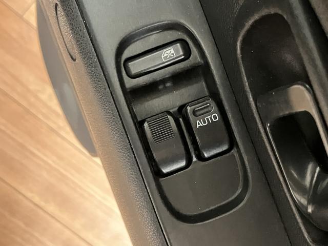 ハイゼットカーゴデラックスＳＡIII／サポカーＳワイド適合／ワンセグナビ１年間走行距離無制限保証　車検整備付　外品ワンセグナビ　ＥＴＣ　キーレスエントリー　オートハイビーム　フロントパワーウインドウ　トップシェイドガラス　オーバーヘッドコンソール　ハロゲンヘッドライト（大阪府）の中古車