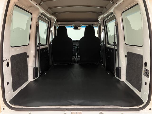 ハイゼットカーゴデラックスＳＡIII／サポカーＳワイド適合／ワンセグナビ１年間走行距離無制限保証　車検整備付　外品ワンセグナビ　ＥＴＣ　キーレスエントリー　オートハイビーム　フロントパワーウインドウ　トップシェイドガラス　オーバーヘッドコンソール　ハロゲンヘッドライト（大阪府）の中古車