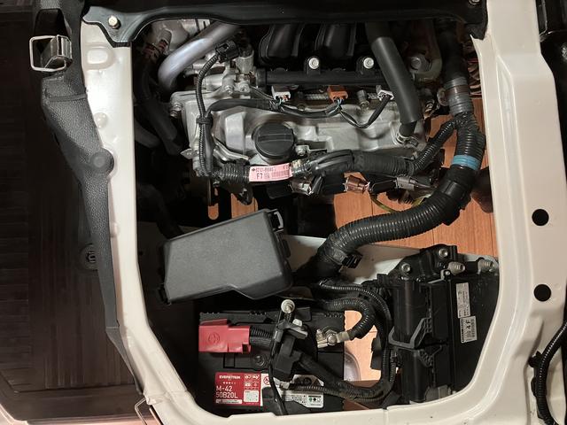 ハイゼットカーゴデラックスＳＡIII／サポカーＳワイド適合／ワンセグナビ１年間走行距離無制限保証　車検整備付　外品ワンセグナビ　ＥＴＣ　キーレスエントリー　オートハイビーム　フロントパワーウインドウ　トップシェイドガラス　オーバーヘッドコンソール　ハロゲンヘッドライト（大阪府）の中古車