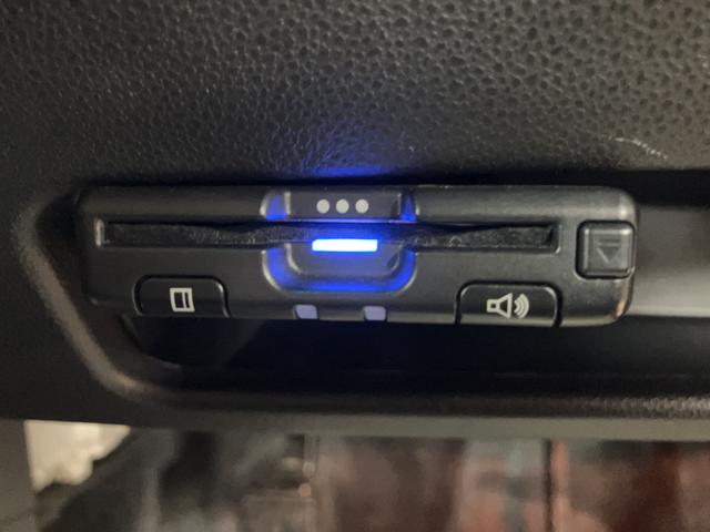 ムーヴＸ　ＶＳ　III／１年間走行距離無制限保証／ＥＴＣ／アルミ／１年間走行距離無制限保証　ＣＤステレオ　つくつく防止（ペダル踏み間違い時加速抑制装置）トップシェイドガラス　ＥＴＣ　１４インチアルミホイール　オートエアコン　キーフリー　ハロゲンヘッドライト　Ｆフォグ（大阪府）の中古車