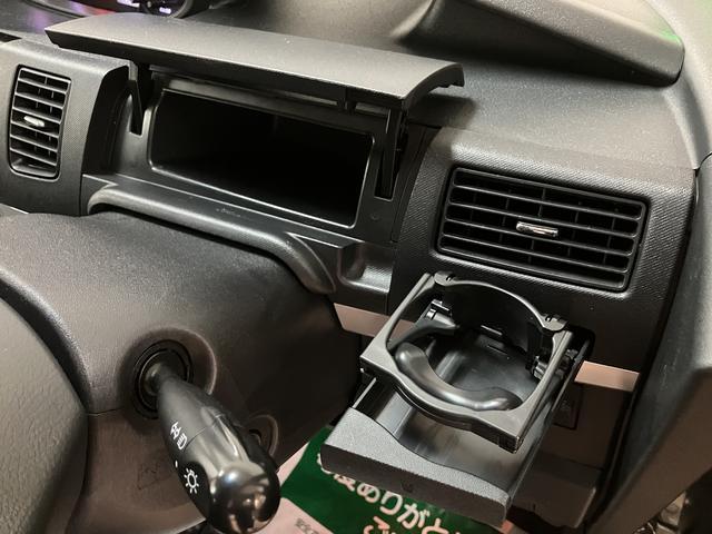 ムーヴＸ　ＶＳ　III／１年間走行距離無制限保証／ＥＴＣ／アルミ／１年間走行距離無制限保証　ＣＤステレオ　つくつく防止（ペダル踏み間違い時加速抑制装置）トップシェイドガラス　ＥＴＣ　１４インチアルミホイール　オートエアコン　キーフリー　ハロゲンヘッドライト　Ｆフォグ（大阪府）の中古車