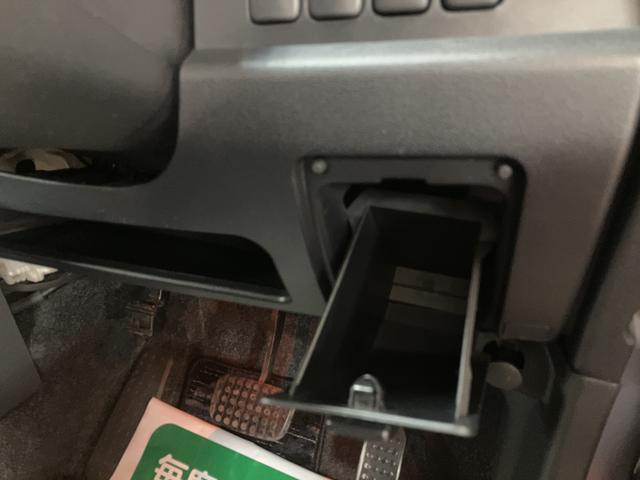 ムーヴＸ　ＶＳ　III／１年間走行距離無制限保証／ＥＴＣ／アルミ／１年間走行距離無制限保証　ＣＤステレオ　つくつく防止（ペダル踏み間違い時加速抑制装置）トップシェイドガラス　ＥＴＣ　１４インチアルミホイール　オートエアコン　キーフリー　ハロゲンヘッドライト　Ｆフォグ（大阪府）の中古車