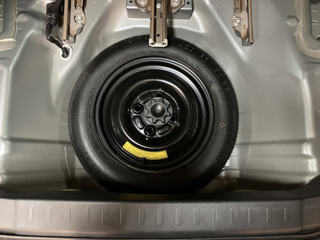 ムーヴＸ　ＶＳ　III／１年間走行距離無制限保証／ＥＴＣ／アルミ／１年間走行距離無制限保証　ＣＤステレオ　つくつく防止（ペダル踏み間違い時加速抑制装置）トップシェイドガラス　ＥＴＣ　１４インチアルミホイール　オートエアコン　キーフリー　ハロゲンヘッドライト　Ｆフォグ（大阪府）の中古車