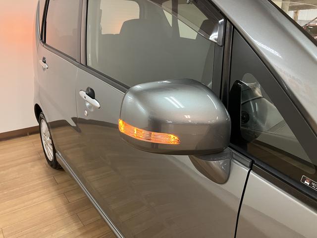 ムーヴＸ　ＶＳ　III／１年間走行距離無制限保証／ＥＴＣ／アルミ／１年間走行距離無制限保証　ＣＤステレオ　つくつく防止（ペダル踏み間違い時加速抑制装置）トップシェイドガラス　ＥＴＣ　１４インチアルミホイール　オートエアコン　キーフリー　ハロゲンヘッドライト　Ｆフォグ（大阪府）の中古車