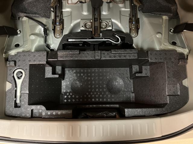 ムーヴL/1年間走行距離無制限保証/車検整備付/認定中古車1年間走行距離無制限保証 車検整備付 社外品CD/カセットステレオ オートエアコン キーレスエントリー エコアイドル パワーウインドウ パワーステアリング 14インチフルホイールキャップ(大阪府)の中古車