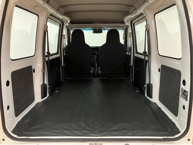 ハイゼットカーゴスペシャルSAIII/サポカーSワイド適合/新車保証継承/新車保証継承 車検整備付 ルーフキャリア USB/CDチューナー オートライト オートハイビーム エコアイドル ETC オーバーヘッドシェルフ トップシェイドガラス LEDヘッドライト(大阪府)の中古車