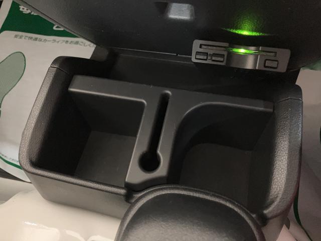 ハイゼットトラックスタンダード/1年間走行距離無制限保証/車検整備付/ナビ/1年間走行距離無制限保証 車検整備付 4速オートマチック 純正フルセグナビ Bluetooth機能 CD DVD ETC 3方開 ハロゲンヘッドライト(大阪府)の中古車