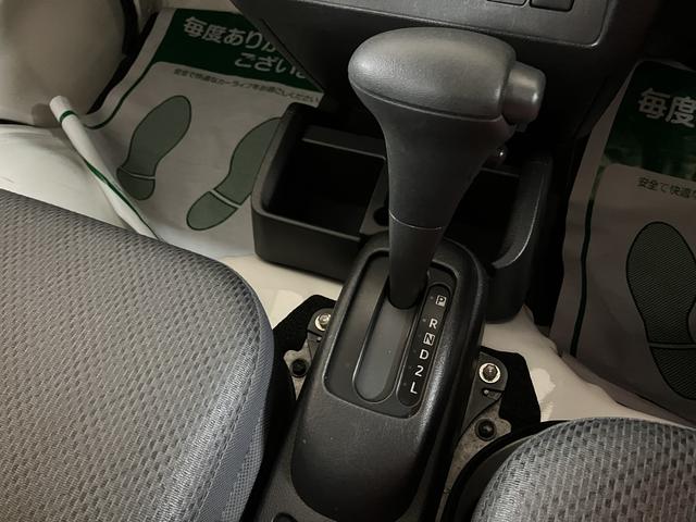 ハイゼットトラックスタンダード/1年間走行距離無制限保証/車検整備付/ナビ/1年間走行距離無制限保証 車検整備付 4速オートマチック 純正フルセグナビ Bluetooth機能 CD DVD ETC 3方開 ハロゲンヘッドライト(大阪府)の中古車