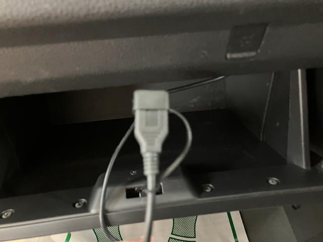 ハイゼットトラックスタンダード/1年間走行距離無制限保証/車検整備付/ナビ/1年間走行距離無制限保証 車検整備付 4速オートマチック 純正フルセグナビ Bluetooth機能 CD DVD ETC 3方開 ハロゲンヘッドライト(大阪府)の中古車