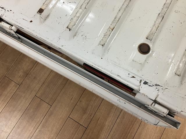 ハイゼットトラックスタンダード/1年間走行距離無制限保証/車検整備付/ナビ/1年間走行距離無制限保証 車検整備付 4速オートマチック 純正フルセグナビ Bluetooth機能 CD DVD ETC 3方開 ハロゲンヘッドライト(大阪府)の中古車